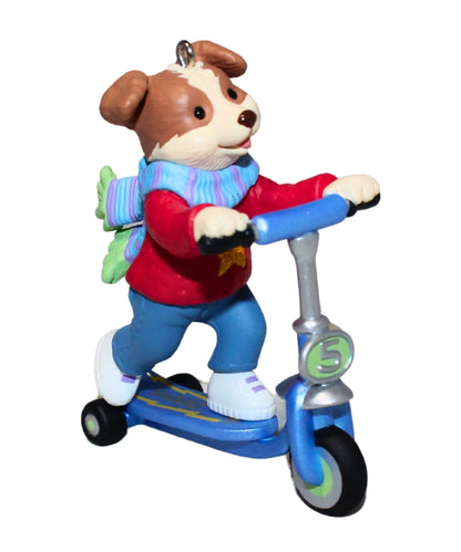 2006 My Fifth Christmas Hallmark Ornament (Child's Age Collection) QXG2876