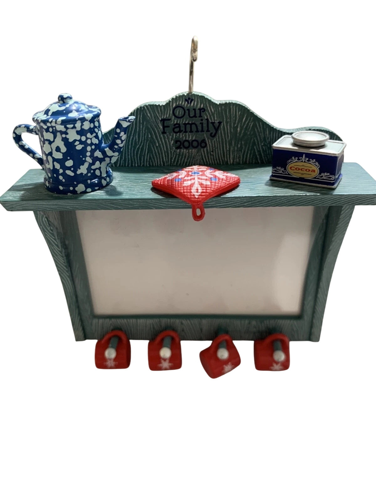 2006 Our Family Hallmark Ornament (Photo Holder) QXG2943