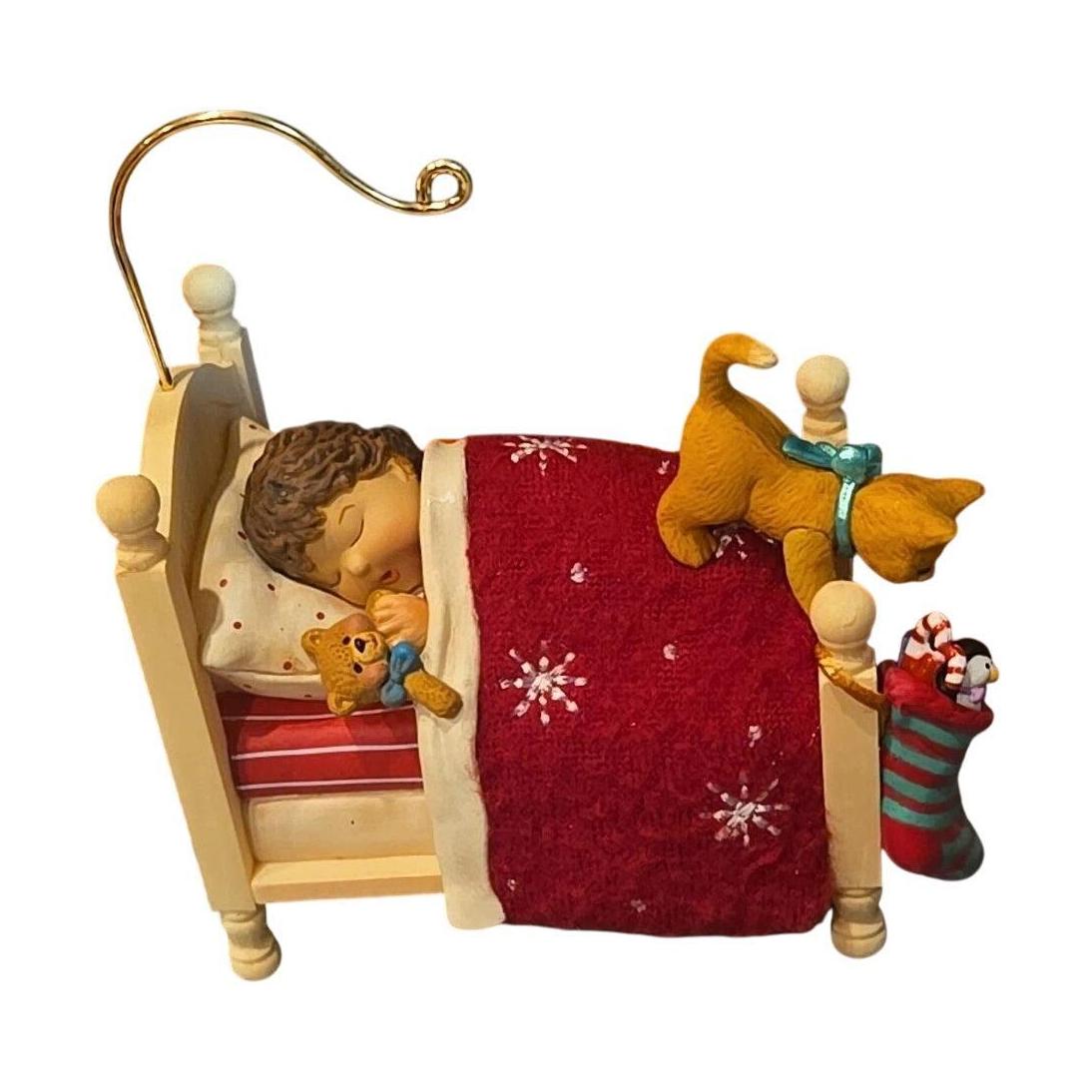 2006 A Kitty for Christmas! Hallmark Ornament (Kitten) QXG2793 Image1