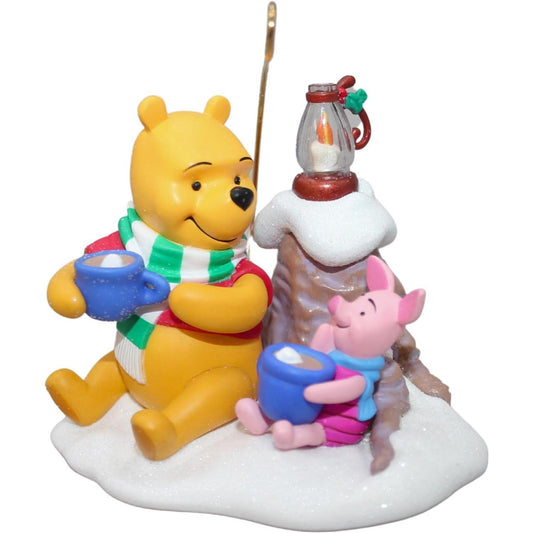 2006 Cocoa for Two: Piglet and Pooh Hallmark Ornament (Winnie the Pooh) QXD8333