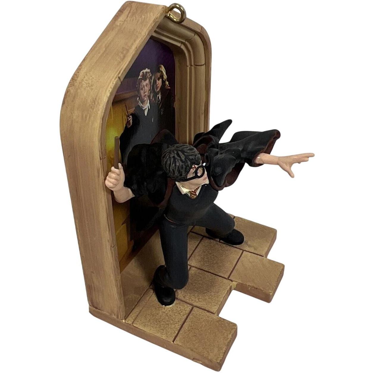 2006 Creeping Along the Corridors (Harry Potter)