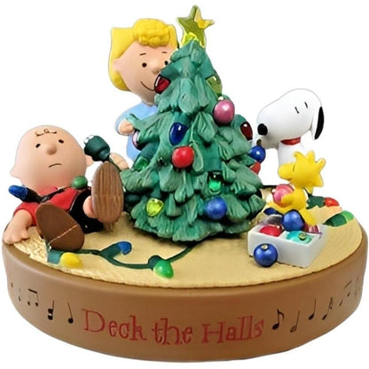 2006 Deck the Halls, Charlie Brown Hallmark Ornament (Peanuts) QXI6166