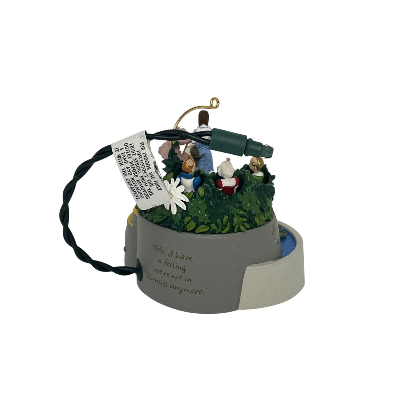 2006 Dorothy and the Munchkins Hallmark Ornament (The Wizard of Oz) QXI6106 Image4