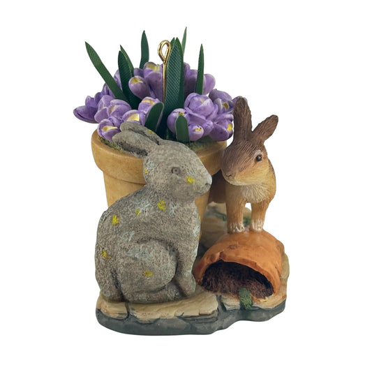 2006 Find Yourself in the Garden Hallmark Ornament (Marjolein Bastin) QEO8286 Image1