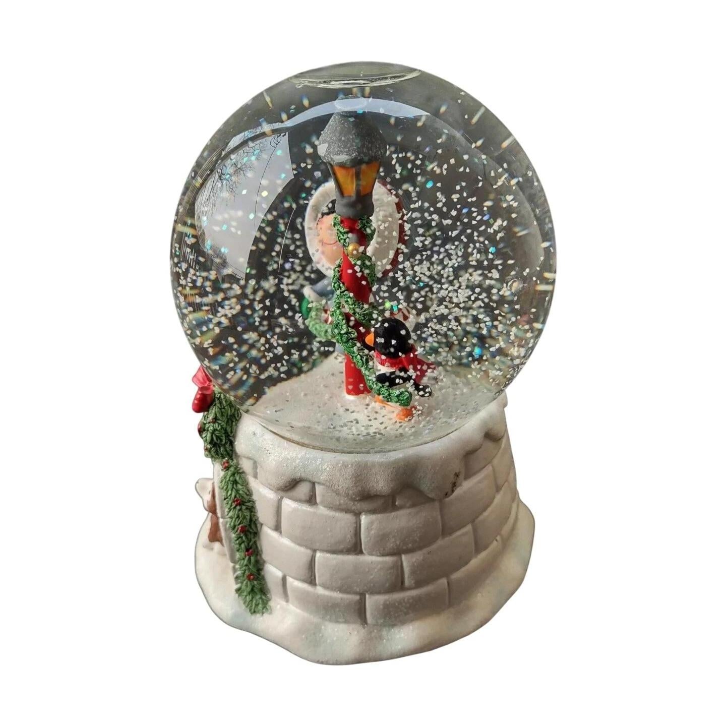 2006 Frosty Friends Snow Globe Hallmark Ornament (Frosty Friend) QXE3313 Image5