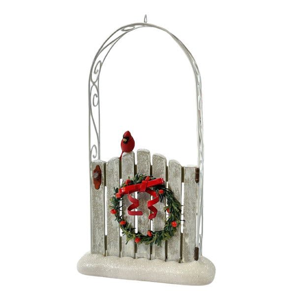 2006 Garden Greetings Hallmark Ornament (Winter Garden) QXG3013