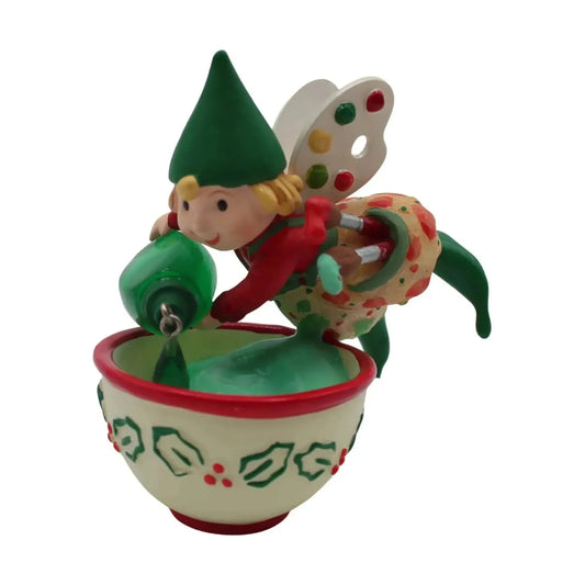 2006 Hugh Hallmark Ornament (The Merry Bakers) QP1756 Image1
