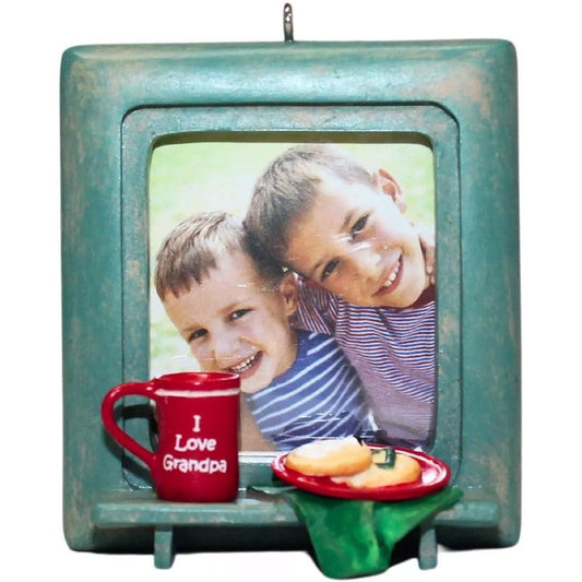 2006 I Love Grandpa Hallmark Ornament (Photo Holder) QXG3196