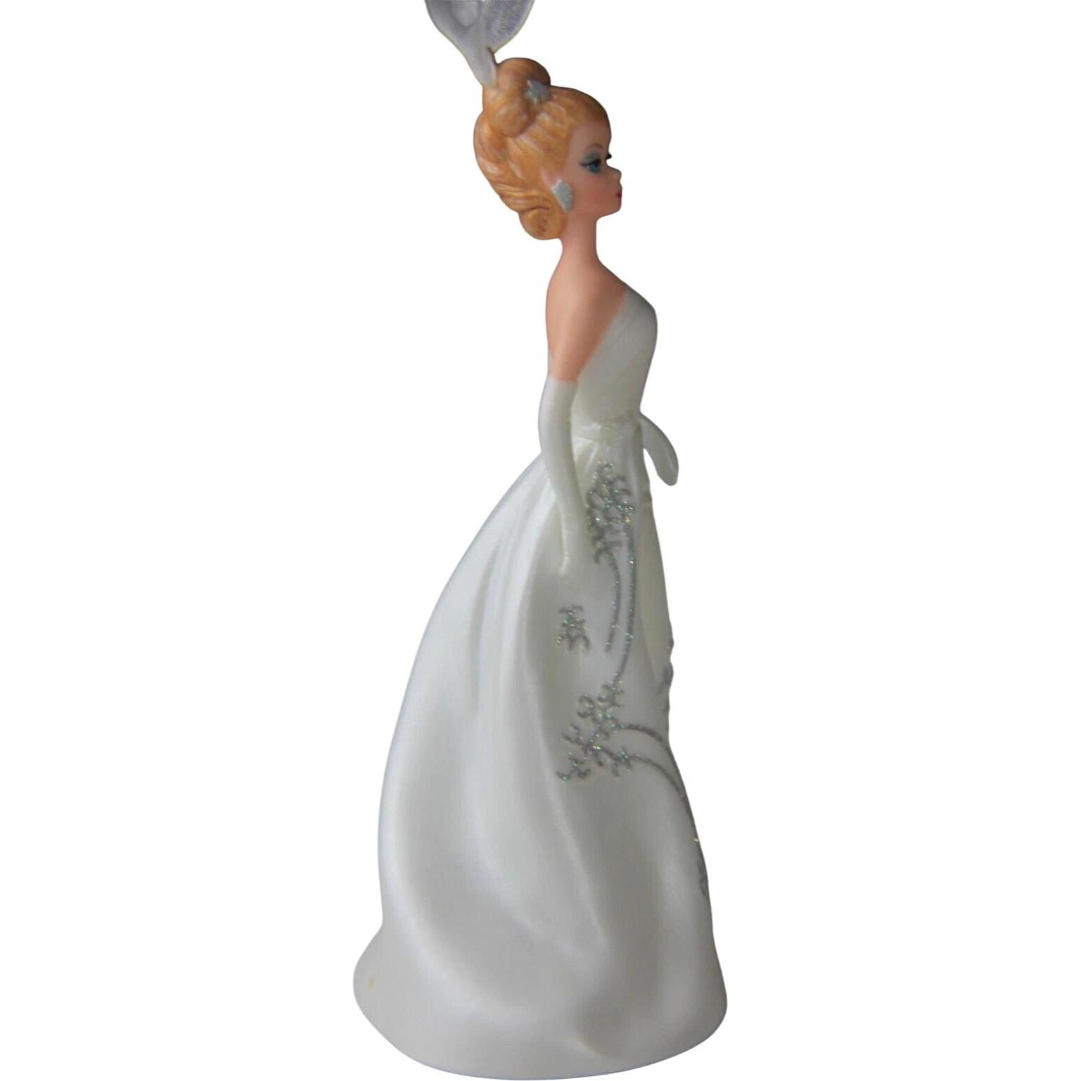 2006 Joyeux Hallmark Ornament (Barbie) QXC7008