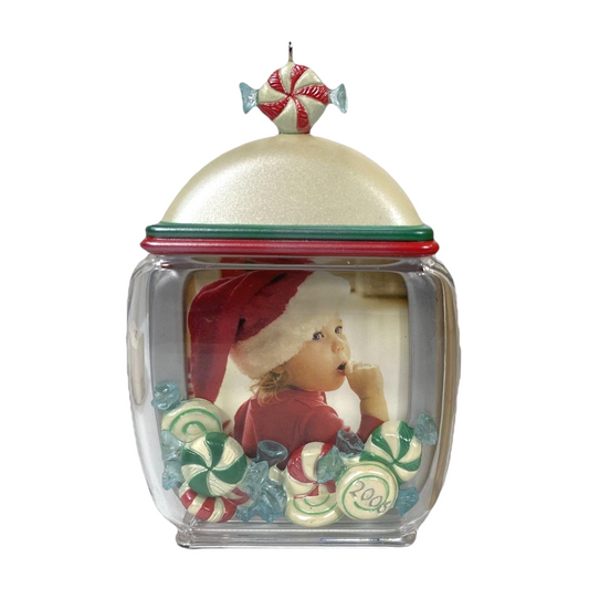 2006 Oh, So Sweet! Hallmark Ornament (Photo Holder) QXG2273 Image1