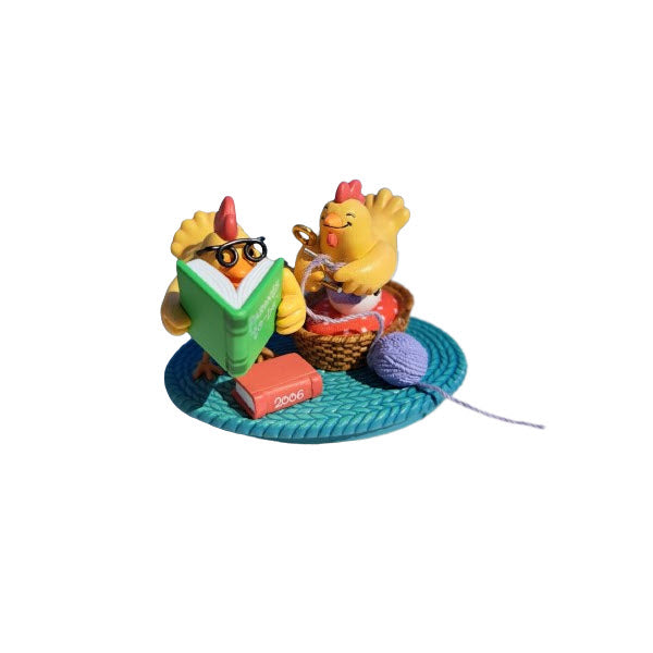 2006 Parents-to-Be Hallmark Ornament (Chicken) QXG2853