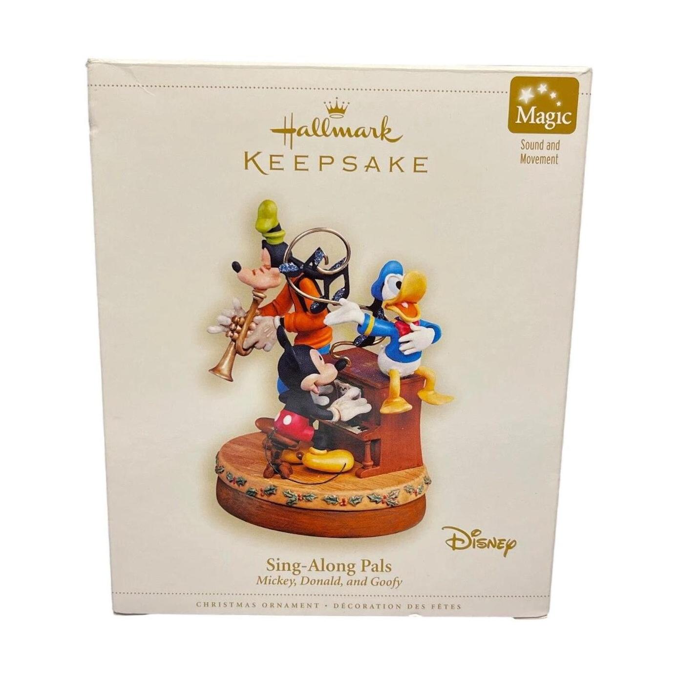 2006 Sing-Along Pals Hallmark Ornament (Mickey, Donald, and Goofy) QXD8316 Image2