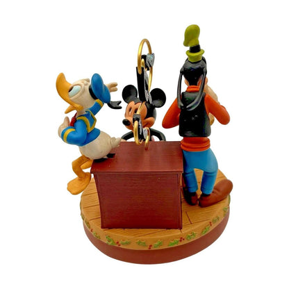2006 Sing-Along Pals Hallmark Ornament (Mickey, Donald, and Goofy) QXD8316 Image3