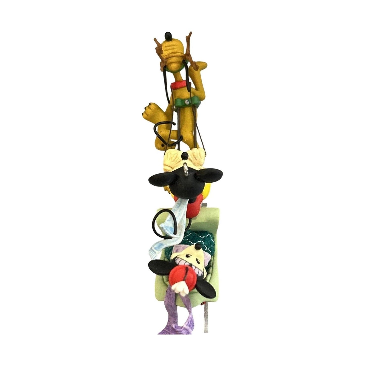 2006 Sleigh Ride Hallmark Ornament (Mickey, Minnie, and Pluto) QXD8313 Image4