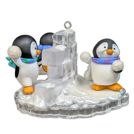 2006 Snow Fort Fun Hallmark Ornament (Kris' Penguins) QXG2803 Image1