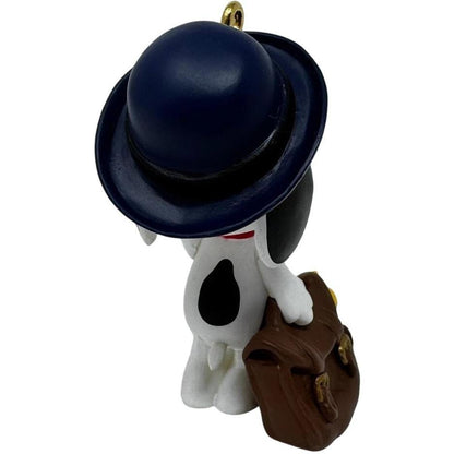 2006 The Legal Beagle Hallmark Ornament (Spotlight on Snoopy) QX2316