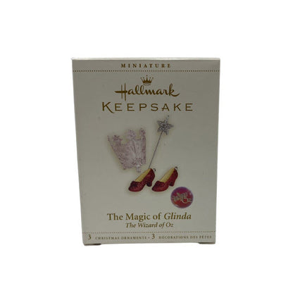 2006 The Magic of Glinda Hallmark Ornament (The Wizard of Oz) QXM2043