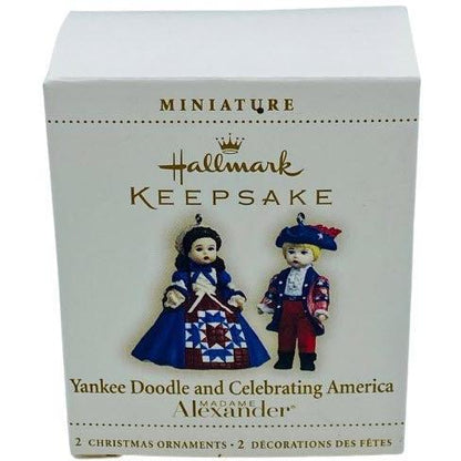 2006 Yankee Doodle and Celebrating America Hallmark Ornament (Madame Alexander) QXM2103