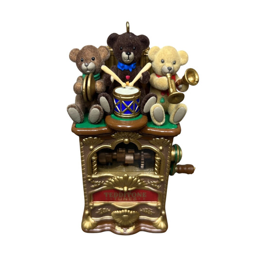 2006Teddy Bear Band Hallmark Ornament (Teddy Bear) QLX7603