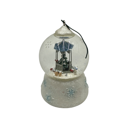 2007 A Gathering of Friends Hallmark Ornament (Winter Wonderland) QX7269