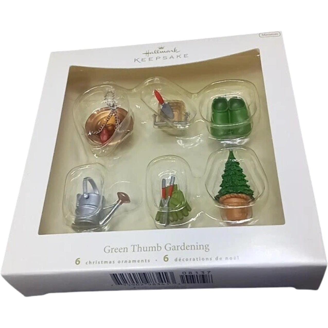 2007 Green Thumb Gardening Hallmark Ornament (Garden) QXM8137