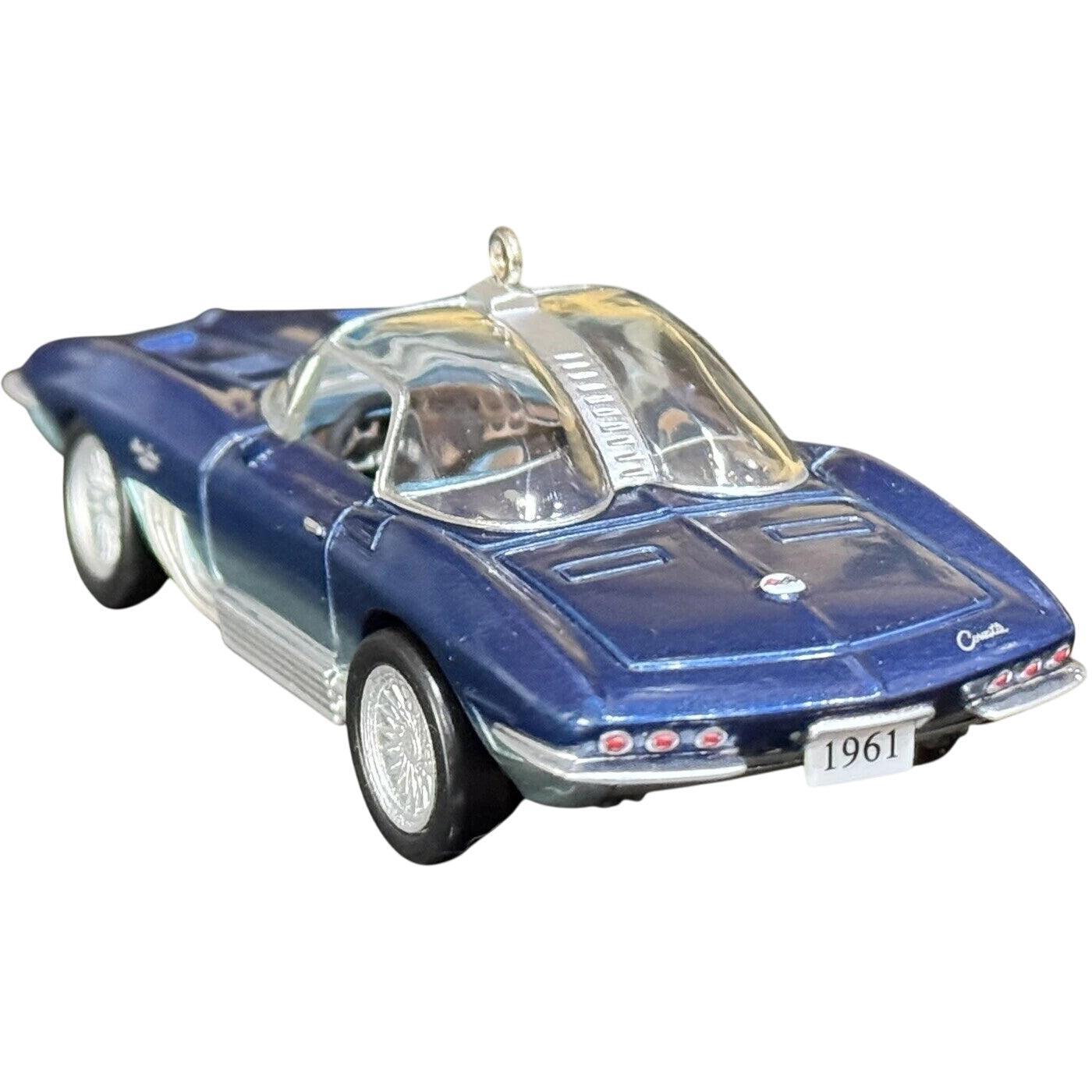 2007 Hallmark Ornament (1961) Corvette Mako Shark I Hallmark Ornament (Classic American Cars) QXI2147