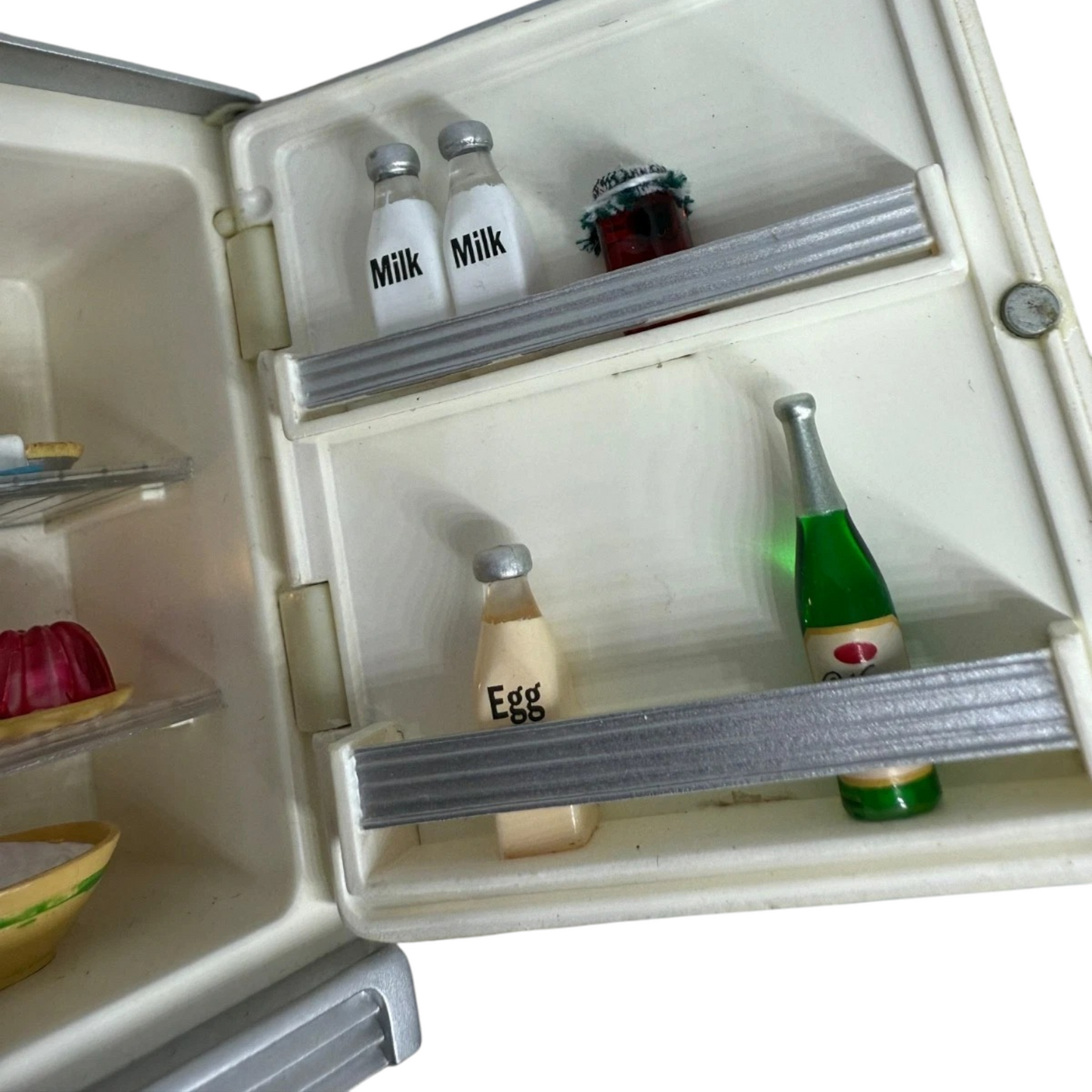 2007 Holiday Fridge Hallmark Ornament (Kitchen) QXG7549