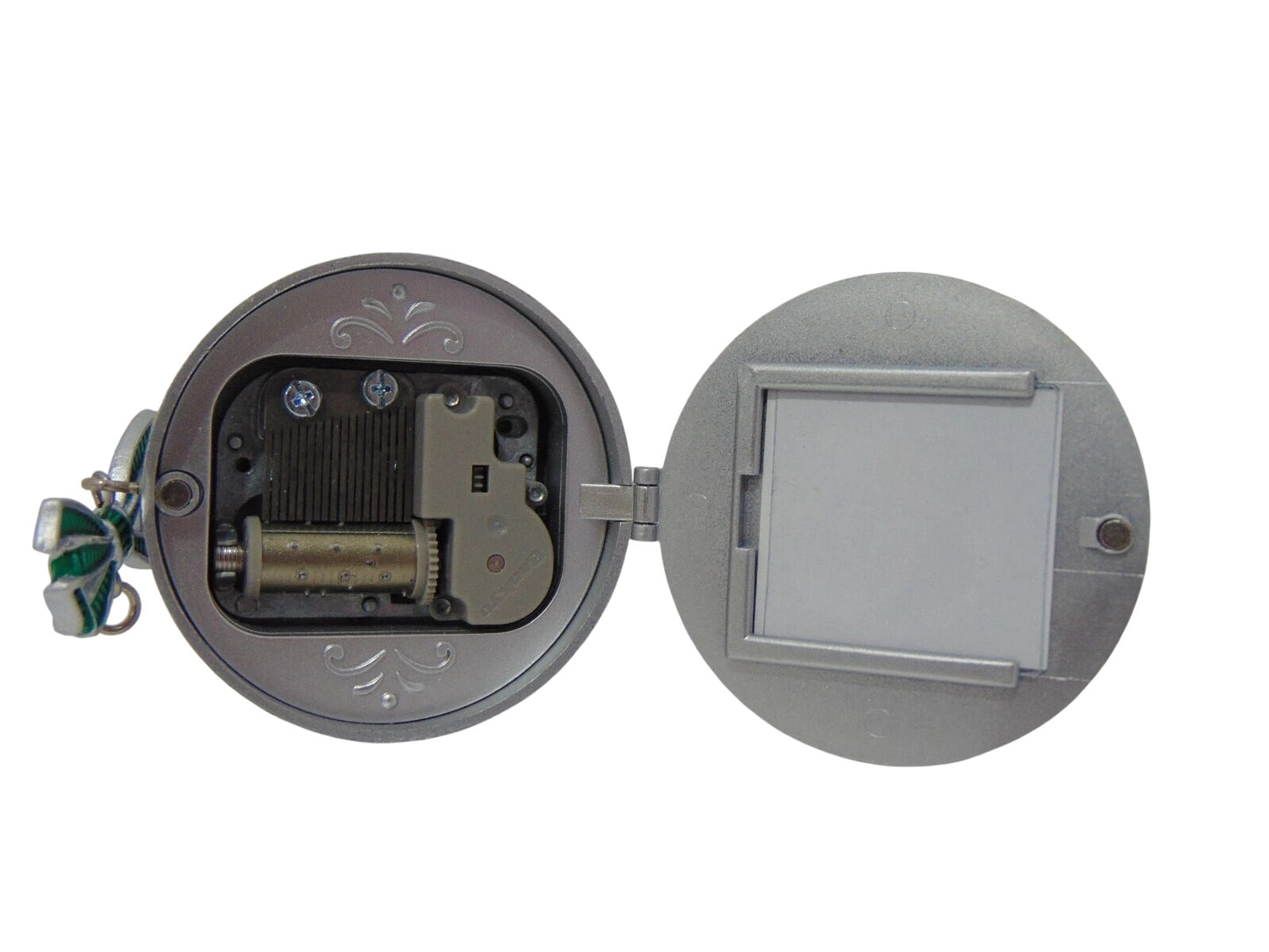 2007 Loving Memory Locket Hallmark Ornament (Photo Holder) QXG6147