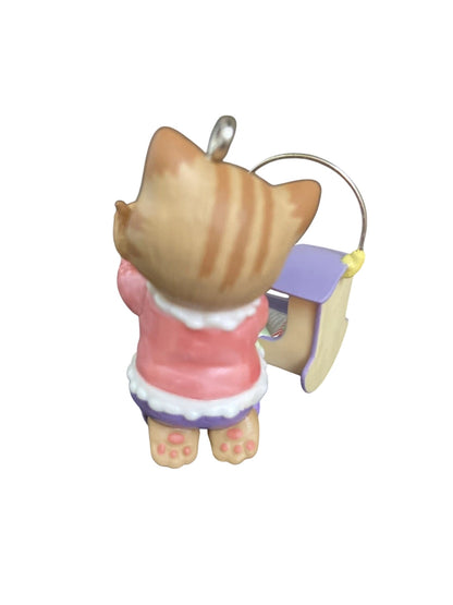 2005 My Second Christmas Hallmark Ornament (Child's Age Collection) QXG4572