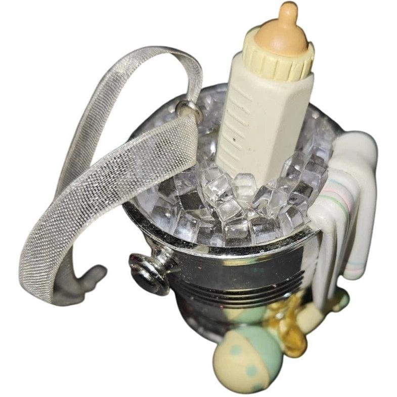 2007 New Parents Hallmark Ornament (New Parents) QXG6407