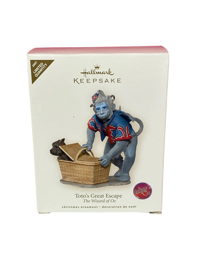 2007 Toto's Great Escape Hallmark Ornament (The Wizard of Oz) QXE9027