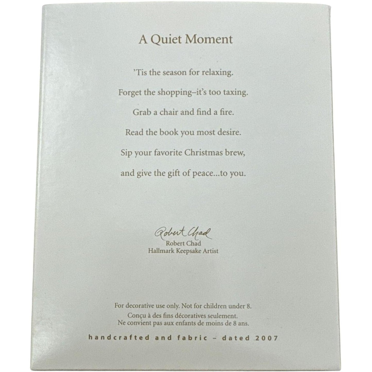 2007 A Quiet Moment Hallmark Ornament (Golden Retriever by Fireplace) QXG7099