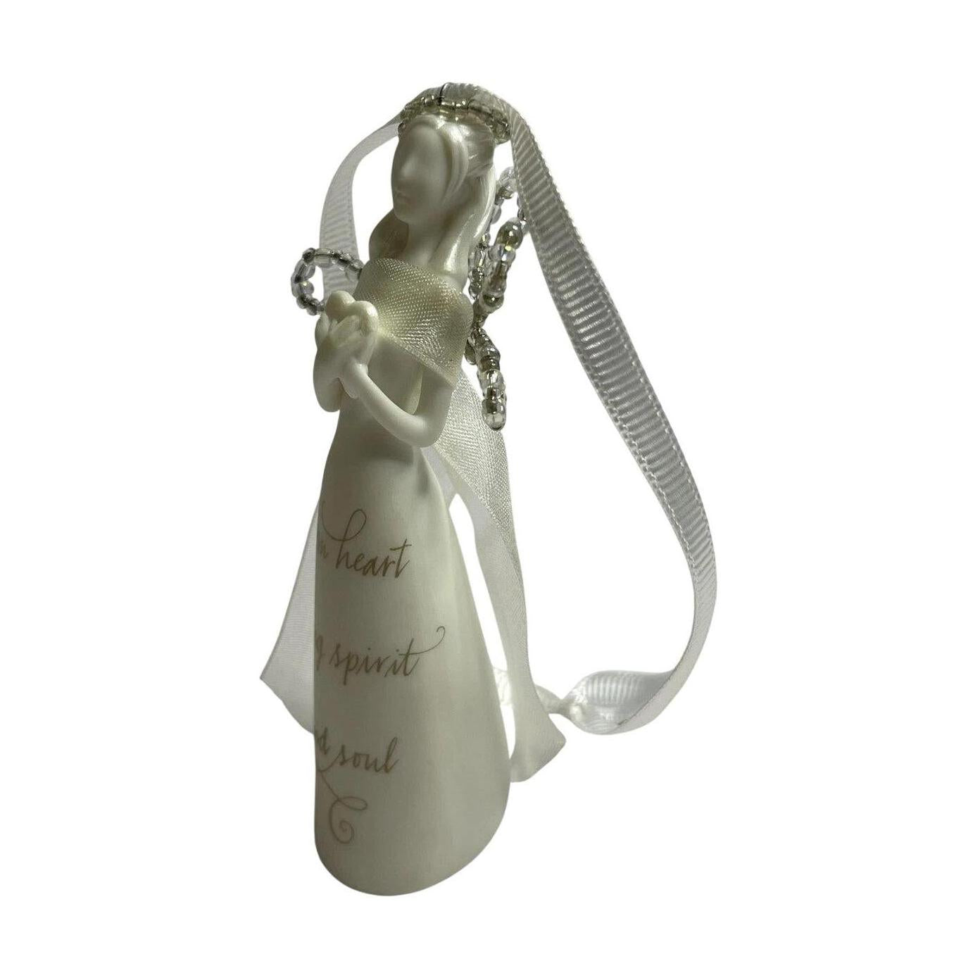 2007 Angle with Heart Hallmark Ornament (Angel) QXG6279 Image3