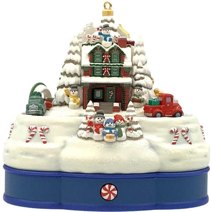 2007 Candy Cane Lane Hallmark Ornament (Magic Village) QXG7557