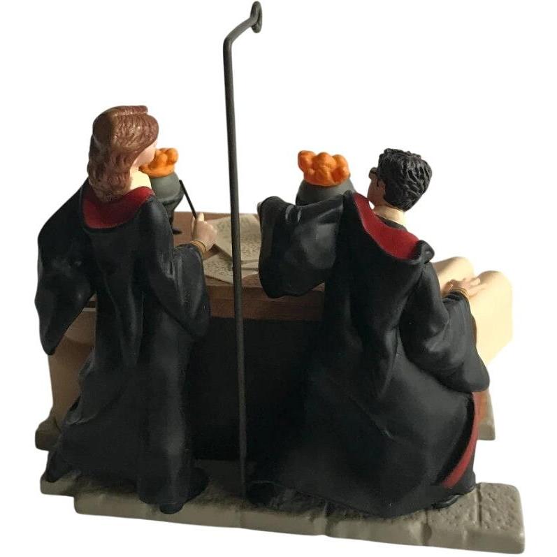 2007 Cauldron Trouble Hallmark Ornament (Harry Potter) QXI4359