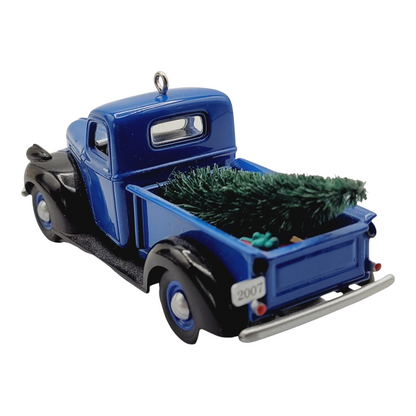 2007 Chevrolet Pickup Hallmark Ornament (All - American Trucks) QX2369 Image3