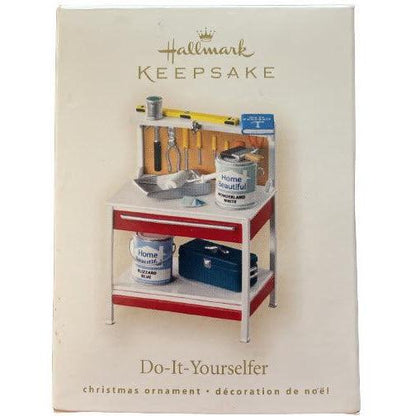 2007 Do-It-Yourselfer Hallmark Ornament (Dad) QXG2099
