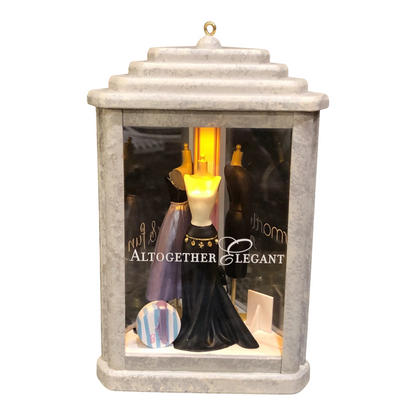 2007 Dusk to Dawn Hallmark Ornament (Barbie) QXI2039