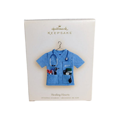 2007 Healing Hearts Hallmark Ornament (Nurse) QXG2067