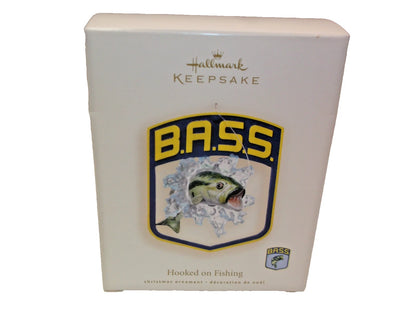 2007 Hooked on Fishing BASS Hallmark Ornament (Fishing) QXI2089 Image2
