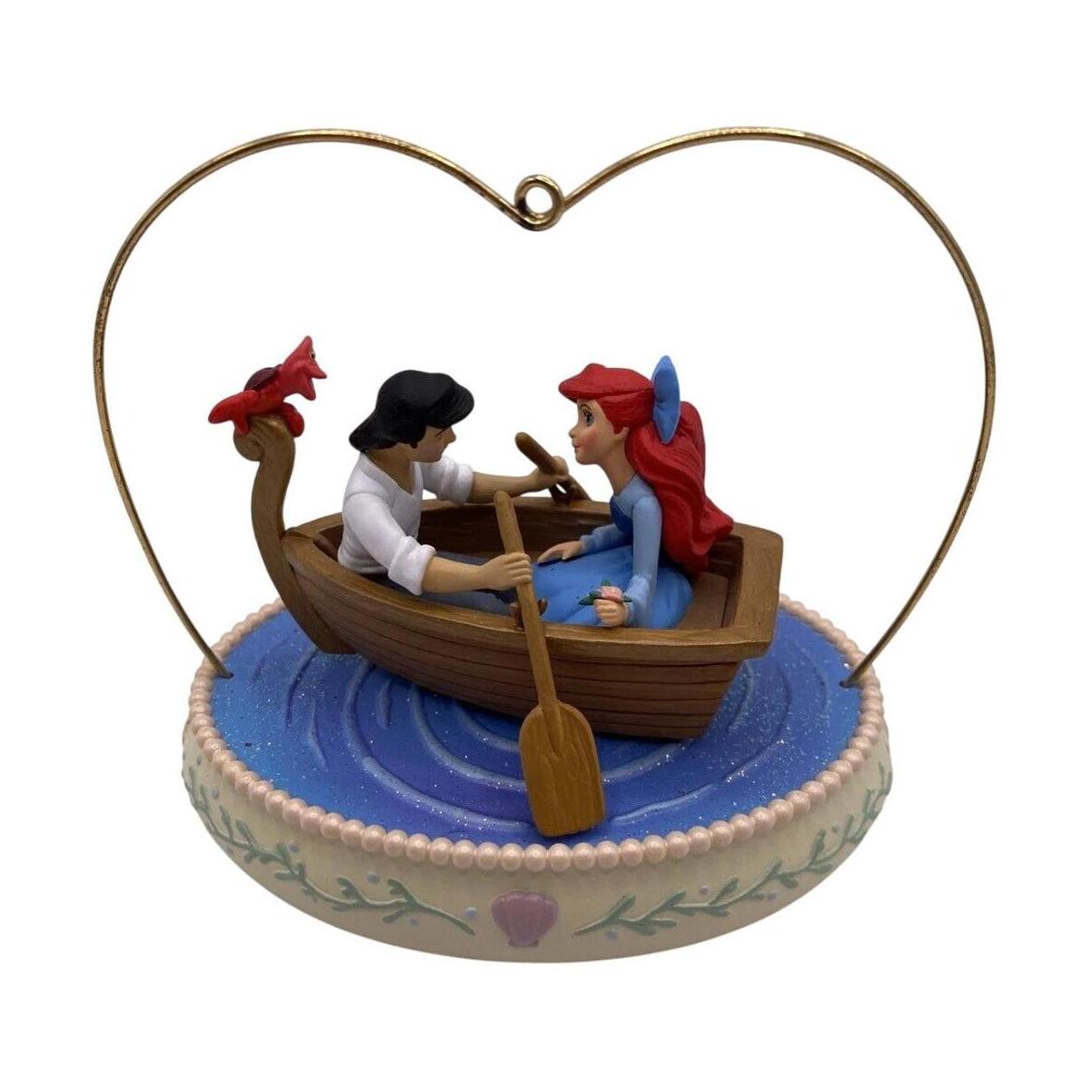 2007 Kiss the Girl Hallmark Ornament (Disney's The Little Mermaid) QXD4289 Image1