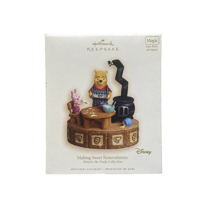 2007 Making Sweet Rememberies Hallmark Ornament (Winnie the Pooh) QXD4257