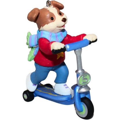 2007 My Fifth Christmas Hallmark Ornament (Child's Age Collection) QXG6339