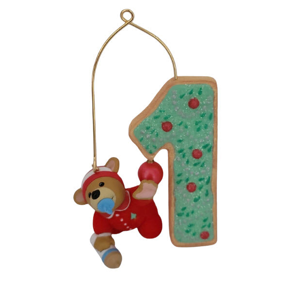 2007 My First Christmas Hallmark Ornament (Child's Age Collection) QXG6289