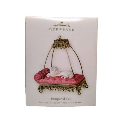 2007 Pampered Cat Hallmark Ornament (Cat) QXG6157