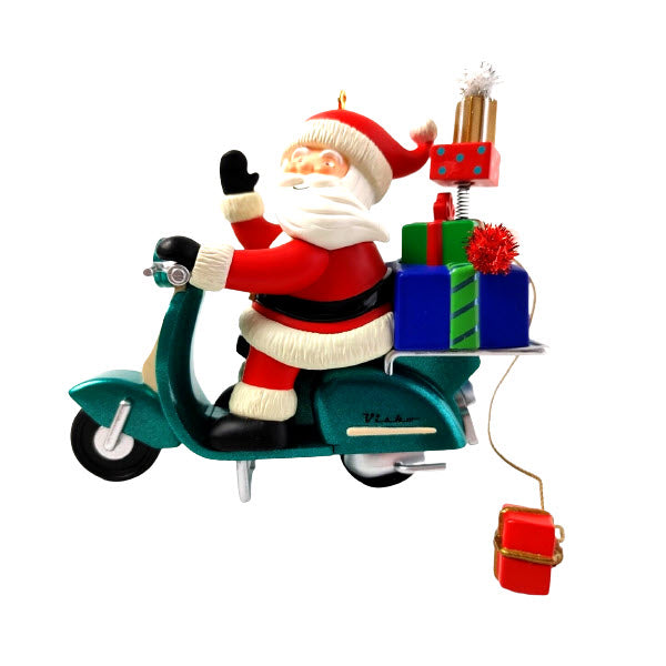 2007 Santa's Scooter Hallmark Ornament (Santa Claus) QXG7569