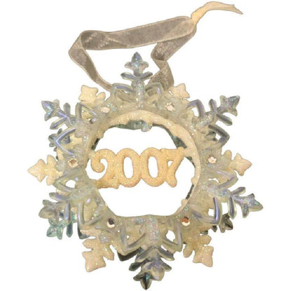 2007 Shining Hallmark Ornament (Snowflakes) QXG6387