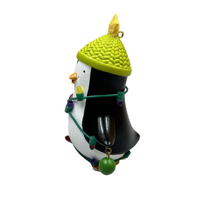 2007 Tip Hallmark Ornament (South Pole Pals) QXT8309