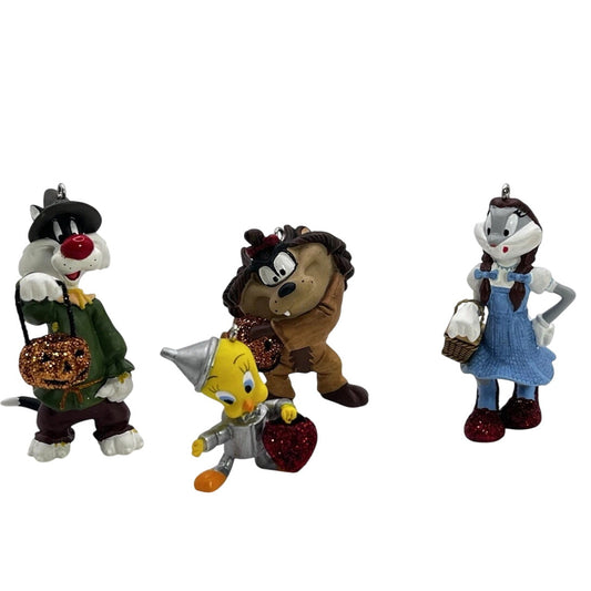 2007 Trick-Or-Treating In Oz Set Hallmark Ornament (Looney Tunes) QFO6379 Image1