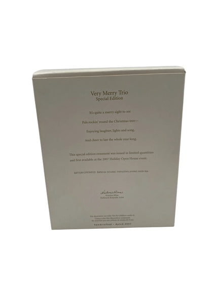 2007 Very Merry Trio Hallmark Ornament (Snowman) QXE9147